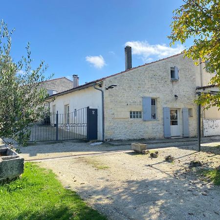 Domaine De La Laigne - Spa Asnières-la-Giraud Екстериор снимка