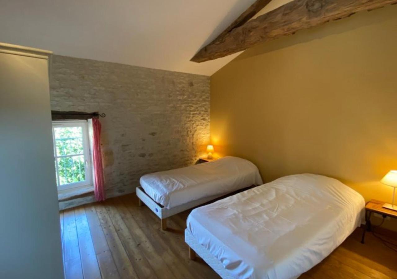 Domaine De La Laigne - Spa Asnières-la-Giraud Екстериор снимка