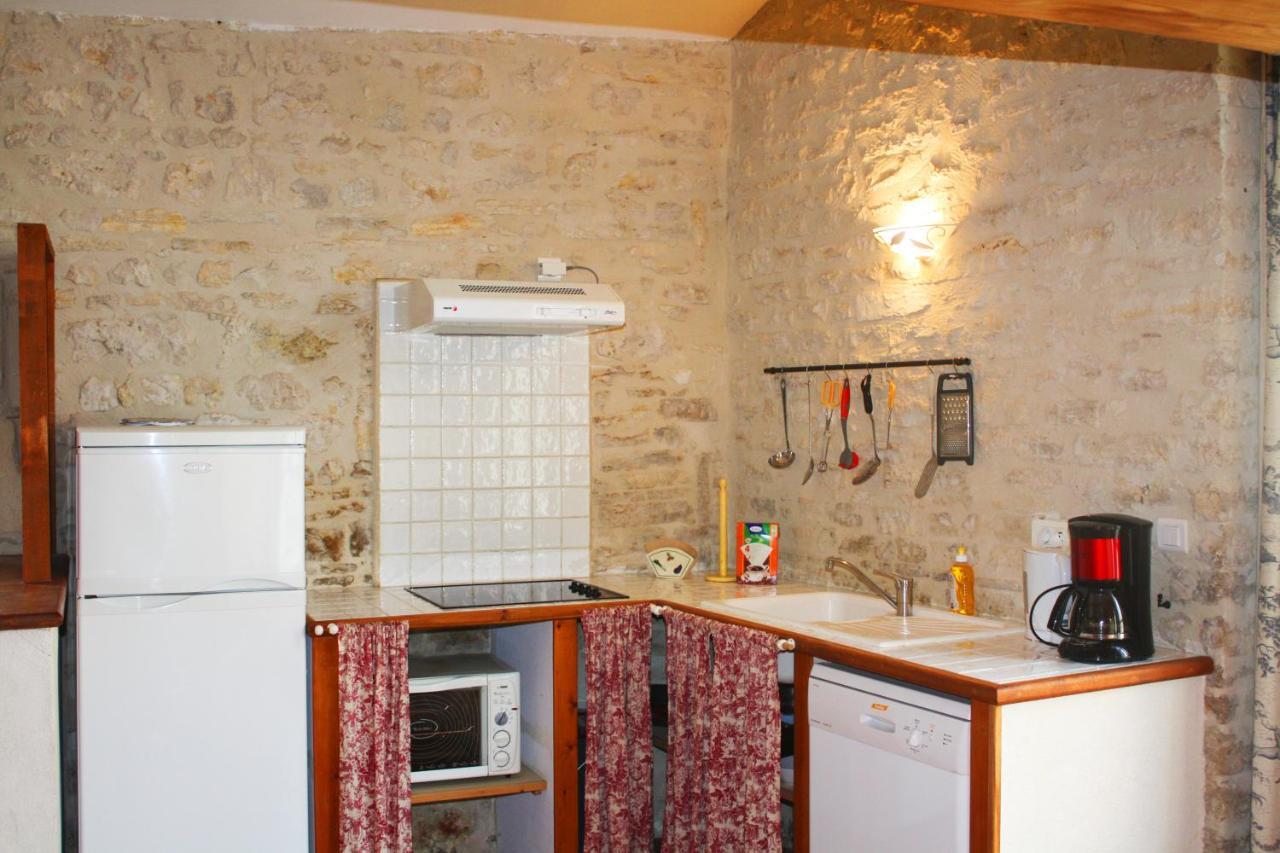 Domaine De La Laigne - Spa Asnières-la-Giraud Екстериор снимка
