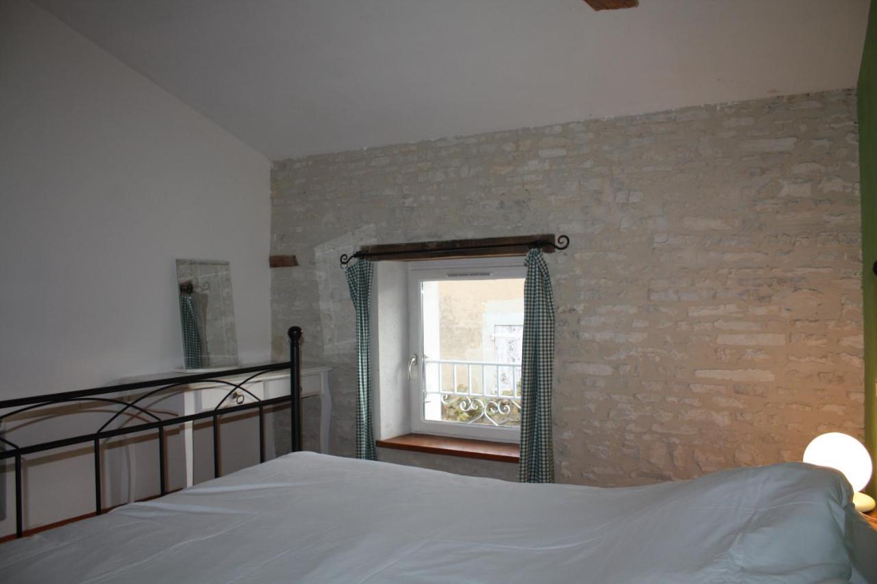 Domaine De La Laigne - Spa Asnières-la-Giraud Екстериор снимка